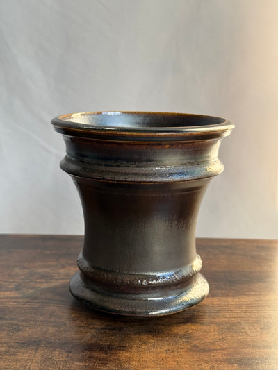 Wildfire Studio<br>Wildfire Studio<br>Handmade pot 'Burgundy' WS5